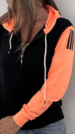 Cangurito Combinado Negro y Naranja Fluo - porquesiche