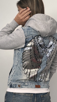 Campera Arcoiris Gris con Alas - comprar online