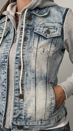 Campera Arcoiris Gris con Alas en internet
