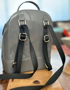 Mochila PQS gris - comprar online