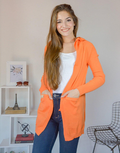 Saco con capucha Naranja alas Negras cerradas - comprar online