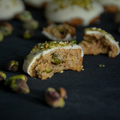 Cookies de Chocolate Blanco con Pistachos - Keto - comprar online