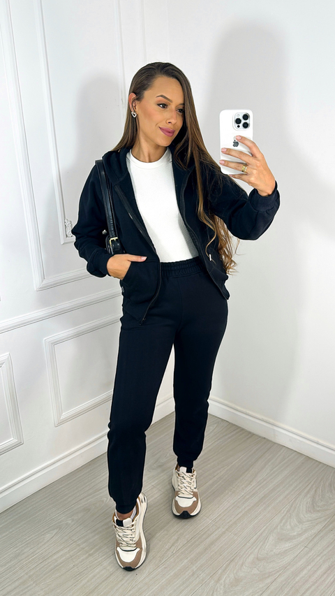 Conjunto Moletom Ellen Preto - Blusa com Ziper e Calça Jogguer - comprar online