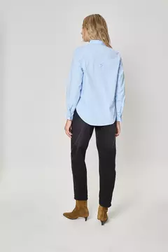 CAMISA OMNIA (INVERSA) en internet