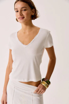 REMERA GORDES (INEDITA) en internet