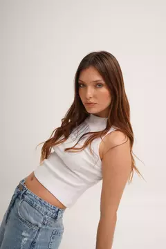 MUSCULOSA OFFLINE (Y-LOVERS) en internet