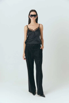PANTALON BURDEOS (INEDITA) en internet