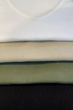 Imagen de REMERA MODIOLA (INEDITA)
