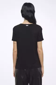 REMERA OTRANTO (KIMEIKA) en internet