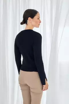 Imagen de SWEATER SACRAMENTO (Y-LOVERS)