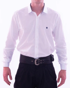 Camisa Lisa com Detalhe Xadrez na Gola - Montés - comprar online