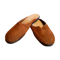 Imagem do Chinelo Couro Fechado - Botas Pampa