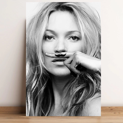 Canvas - Kate Moss life is a joke