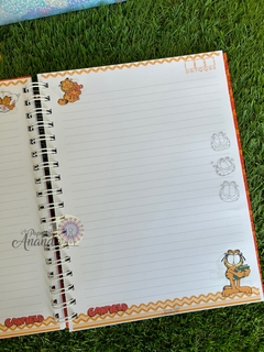 Caderno Garfield Colegial - Nostalgia - Papelaria Ananda - comprar online