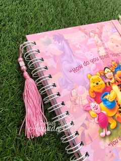 Caderno Pooh - Papelaria Ananda na internet