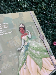 Caderno Tiana - A Princesa e o Sapo - Papelaria Ananda na internet