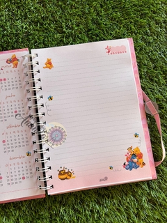 Caderno Pooh - Papelaria Ananda