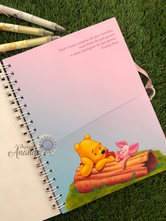 Caderno Pooh - Papelaria Ananda - Papelaria Ananda