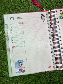 Imagem do Agenda Mulan 2025 - Papelaria Ananda