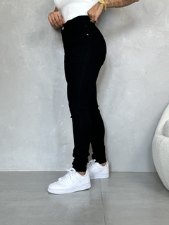 Calça Jeans Skinny All Black - Melanina Moda Feminina