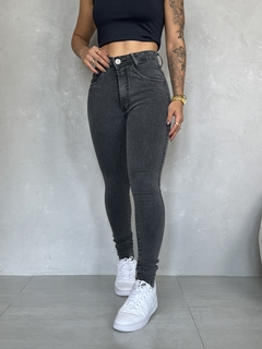 Calça Jeans Skinny Tokio Estonada