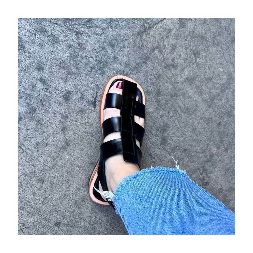 Franca Black thumbnail 3