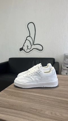 Imagem do CASUAL BRANCO LANÇAMENTO