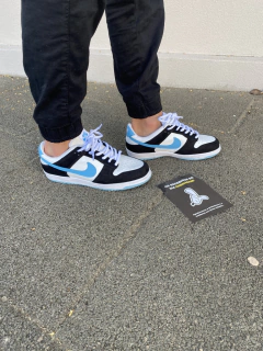 DUNK LOW PRETO AZUL na internet