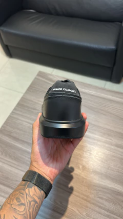 TÊNIS A.X ALL BLACK na internet