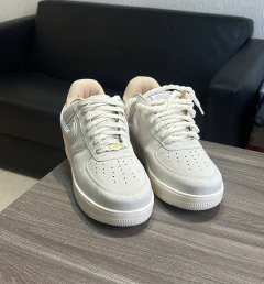 AIR FORCE OFF WHITE na internet