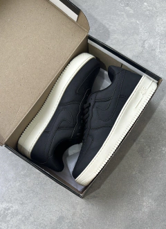 Imagem do PRETO COURO LANÇAMENTO