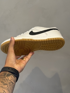 DUNK LOW BRANCO PRETO - comprar online
