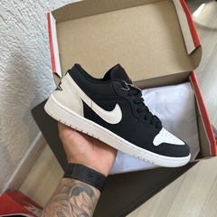 AIR JORDAN 1 LOW PRETO