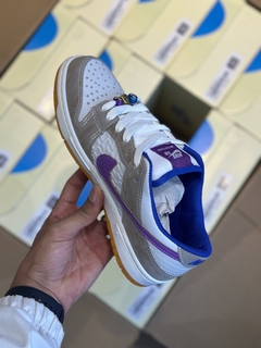Imagem do DUNK LOW SB RAYSSA