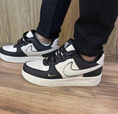 AIR FORCE 1 PRETO NUDE