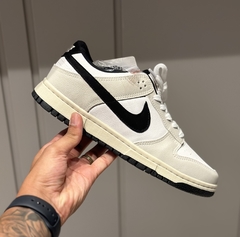 DUNK LOW BRANCO PRETO