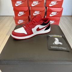 AIR JORDAN 1 LOW VERMELHO - 011 CAMISETAS