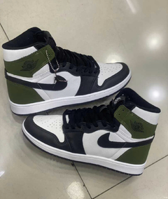 AIR JORDAN 1 MID PRETO - comprar online