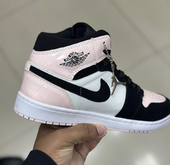AIR JORDAN 1 MID ROSA - comprar online