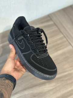 Imagem do AIR FORCE 1 TRAVIS BLACK