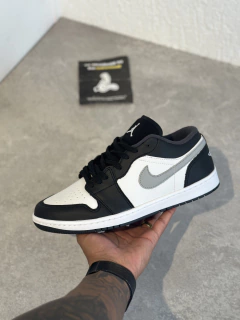 AIR JORDAN 1 LOW PRETO