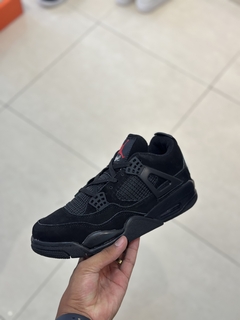 AIR JORDAN 4 RETRO - 011 CAMISETAS