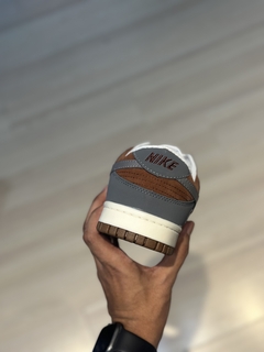 Imagem do DUNK LOW YUTO HOTIGOME
