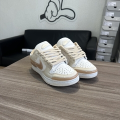 DUNK TWIST GOLD - 011 CAMISETAS