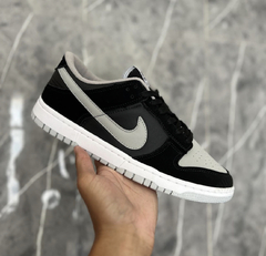 DUNK LOW PRETO CINZA - 011 CAMISETAS