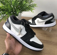 AIR JORDAN 1 LOW PRETO