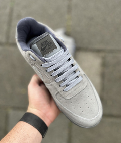 AIR FORCE 1 CINZA REFLETIVO - comprar online