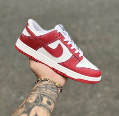 DUNK LOW SB RED