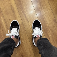 KNU SKOOL BLACK TRUE