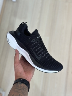 REACT X INFINITY PRETO